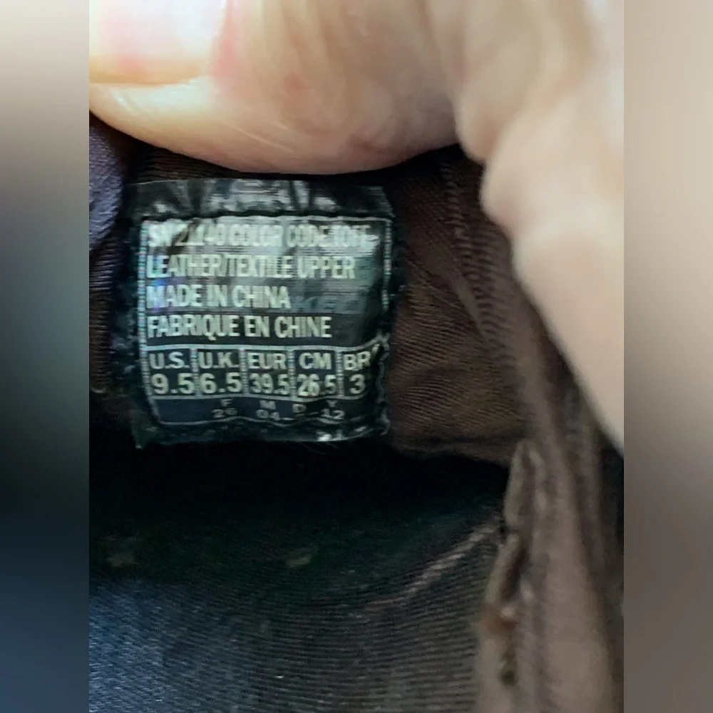 Skechers Womens Brown Suede & Leather-Trim Slip-On Sneakers - Picture 5 of 8